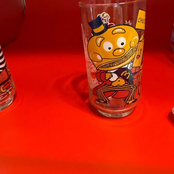 American Vintage Character Glass Set - Multicolor McDonald’s - Picture 10 of 13